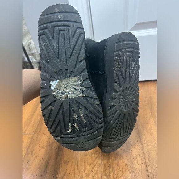 Ugg Mini Bailey Button Bling Boot Black Swarovski Crystal Button Womens - Picture 5 of 9